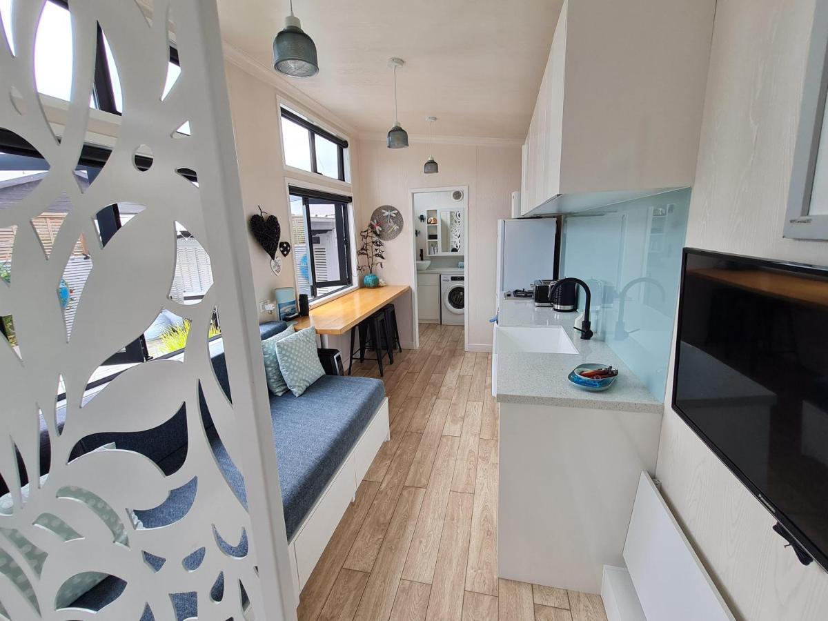 Appartement Aroha Tiny House Peka Peka à Waikanae Extérieur photo